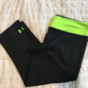 Under Armor workout capris, size medium